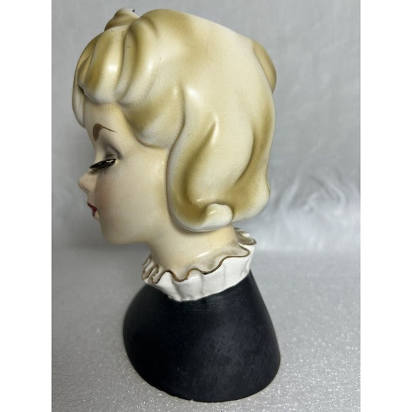 Vintage Inarco E-2006 Vintage Lady Head Vase - Picture 4 of 9